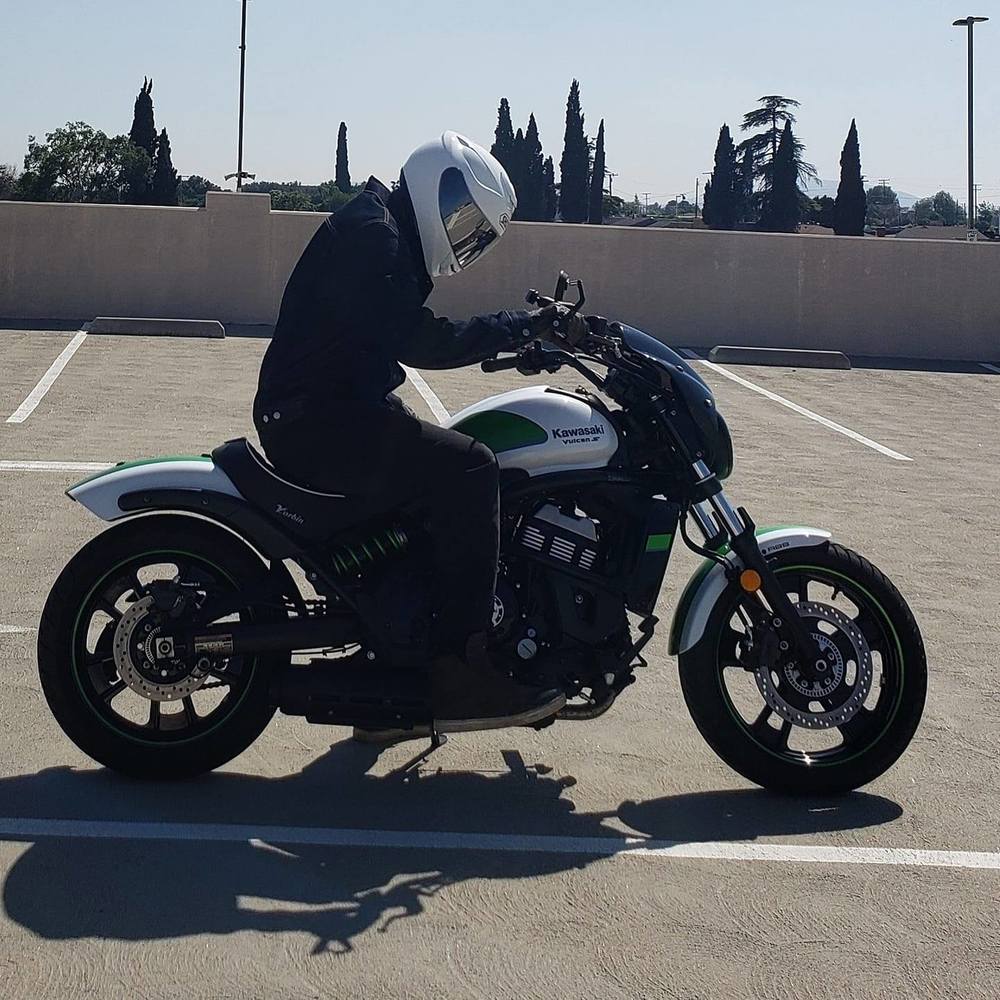 Meet your Posher, Eduardo